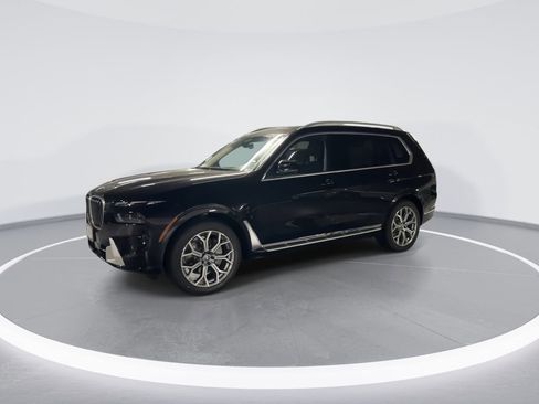 Used 2026 BMW X7 xDrive40i image 4
