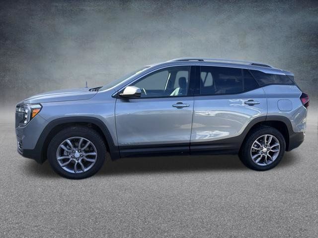 Used 2023 GMC Terrain SLT AWD/4WD image 11