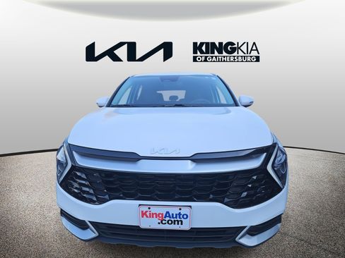 Certified 2023 Kia Sportage EX image 9