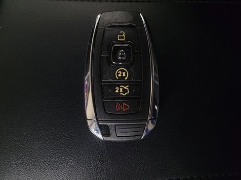 Used 2018 Lincoln MKZ Reserve w/ Luxury Package image 32