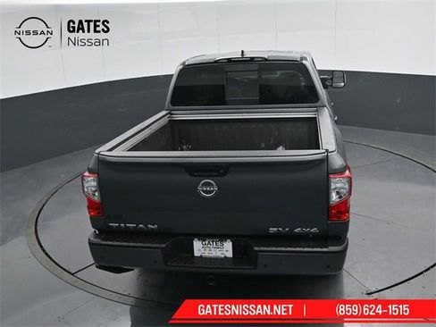Used 2024 Nissan Titan SV w/ SV Convenience Package image 42