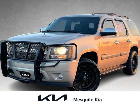 Used 2008 Chevrolet Tahoe LTZ w/ LTZ Preferred Equipment Group image 1