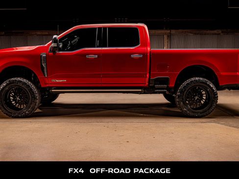 Used 2023 Ford F250 Platinum image 6