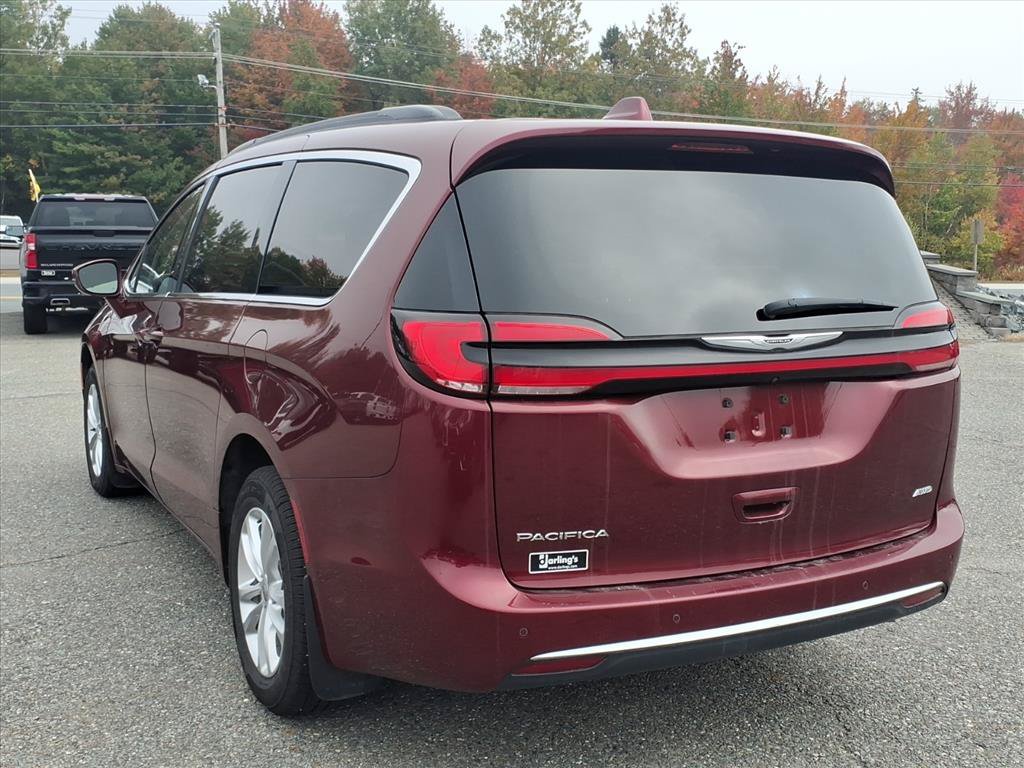Used 2021 Chrysler Pacifica Touring w/ Cold Weather Group AWD/4WD image 6