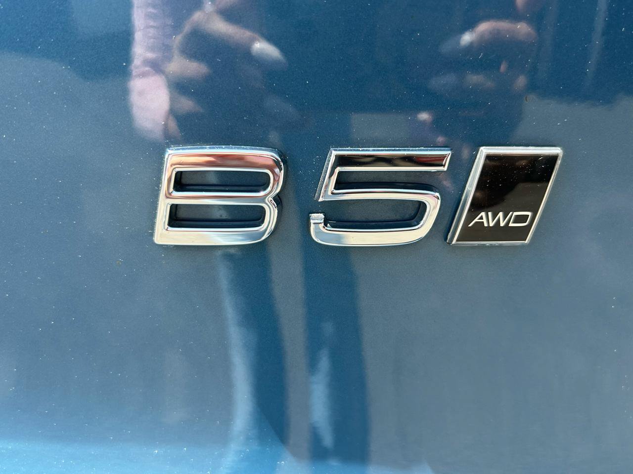 Used 2023 Volvo XC40 B5 Plus w/ Driver Assist Package AWD/4WD image 41