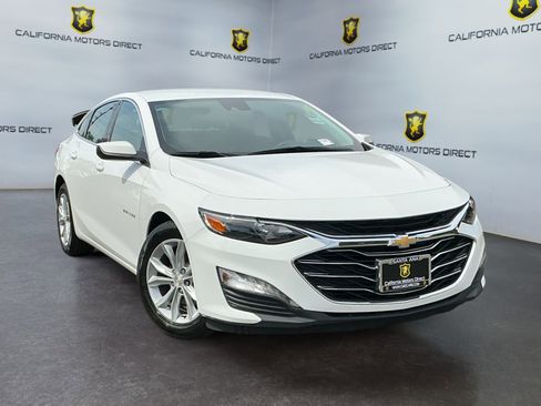 Used 2025 Chevrolet Malibu LT image 3