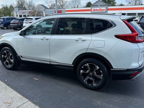 Used 2017 Honda CR-V Touring image 6