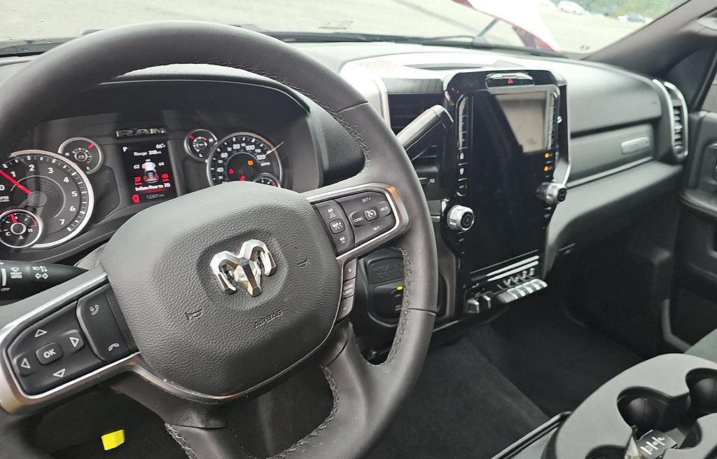 Used 2026 RAM 2500 Big Horn AWD/4WD image 3