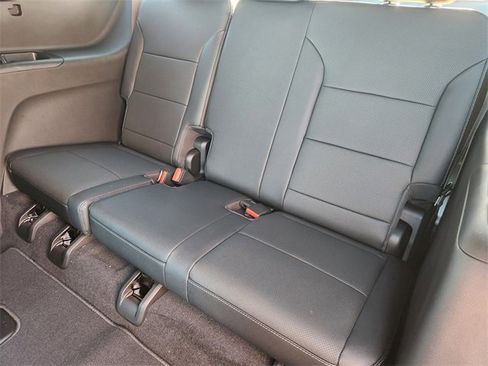 New 2026 Chevrolet Traverse LT w/ Sun and Wheel Package image 20