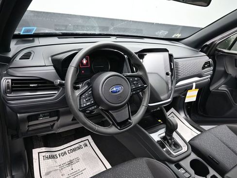 Used 2025 Subaru Forester Premium image 13