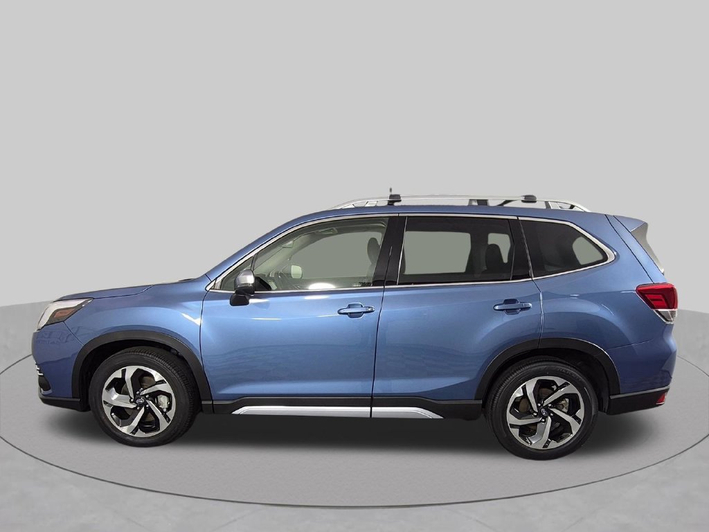 Used 2023 Subaru Forester Touring AWD/4WD image 8