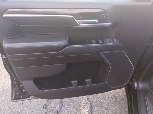 Used 2024 Chevrolet Silverado 1500 RST image 10