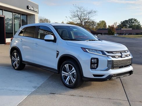 New 2025 Mitsubishi Outlander Sport ES image 12