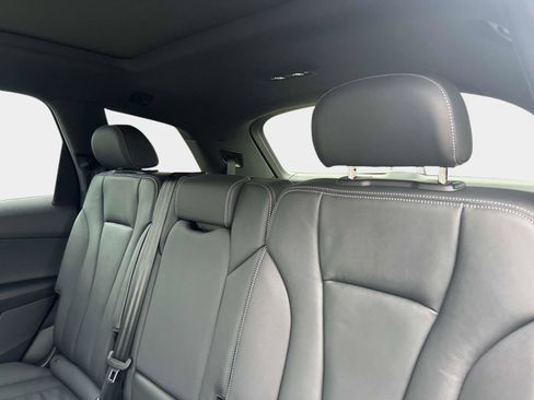 Used 2025 Audi Q7 2.0T Premium image 15