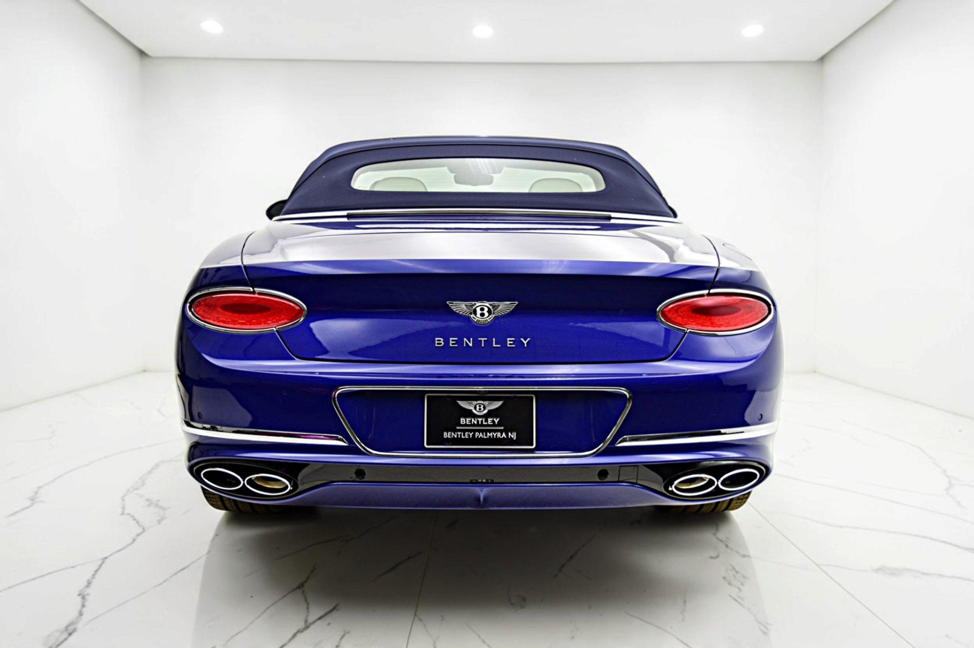 Used 2024 Bentley Continental GT AWD/4WD image 21