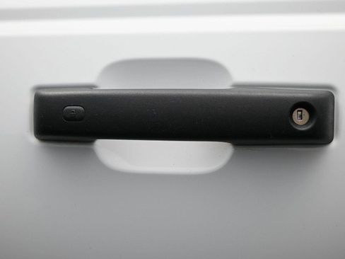 Used 2022 Ford Bronco Badlands image 15