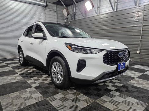 Used 2024 Ford Escape Active w/ Tech Pack #2 image 4