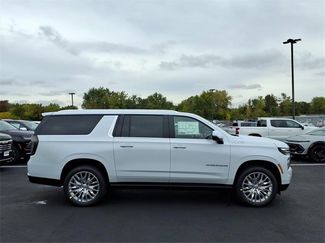 New 2026 Chevrolet Suburban High Country video 2