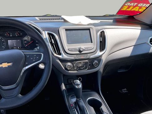 Used 2018 Chevrolet Equinox LS FWD image 7