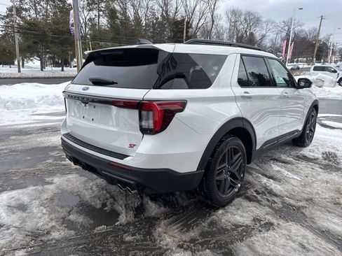 Certified 2025 Ford Explorer ST w/ Sun And Sound Package image 6