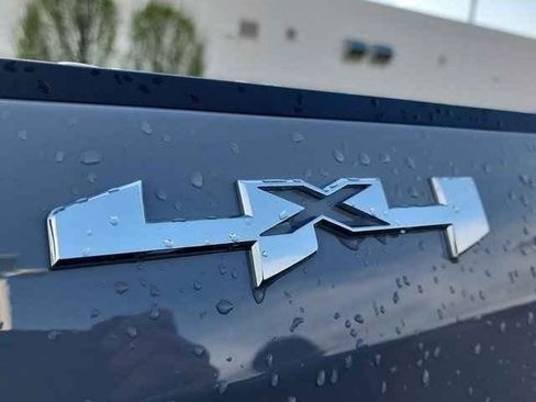 Used 2024 GMC Sierra 1500 Elevation image 22