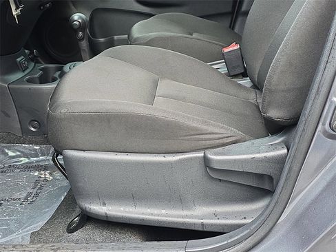 Used 2019 Nissan Versa S Plus image 31