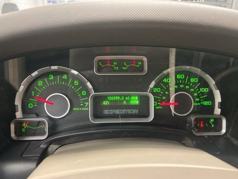 Used 2014 Ford Expedition EL XL image 18