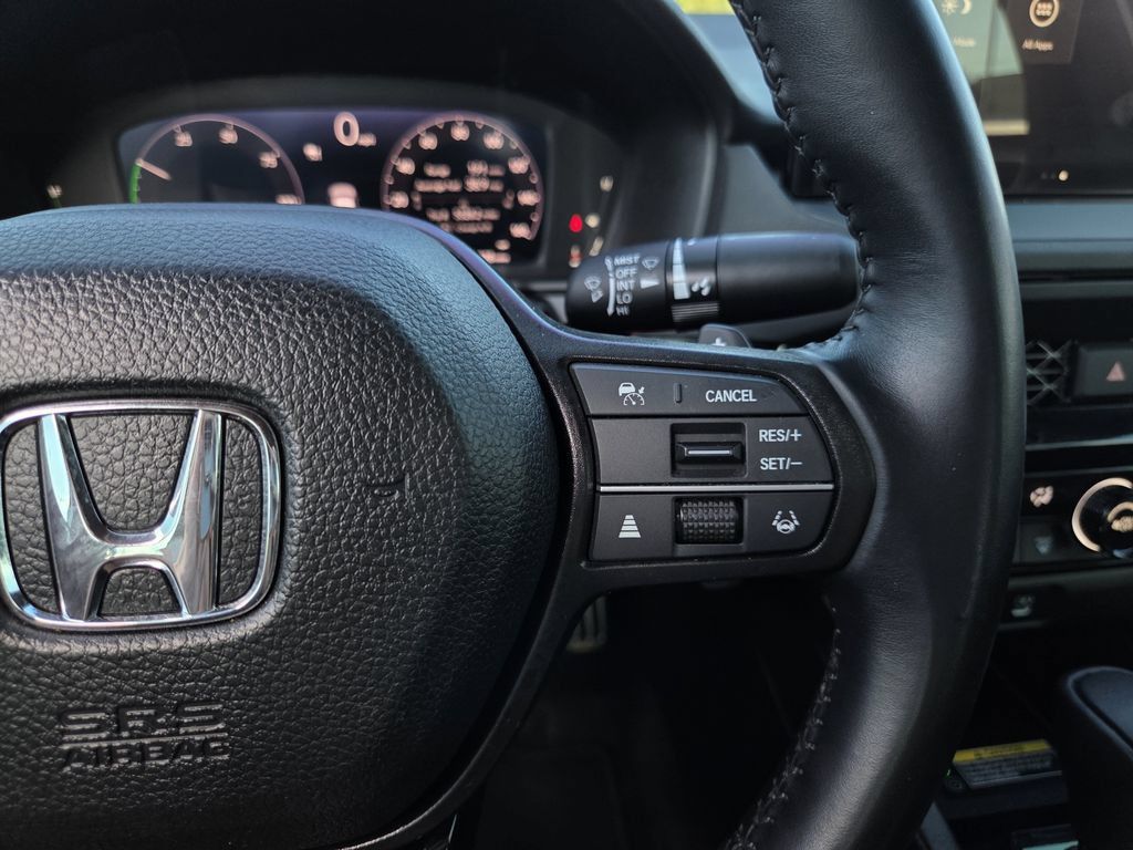 Used 2025 Honda Accord Sport image 24