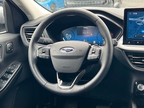 Used 2024 Ford Escape Platinum image 16