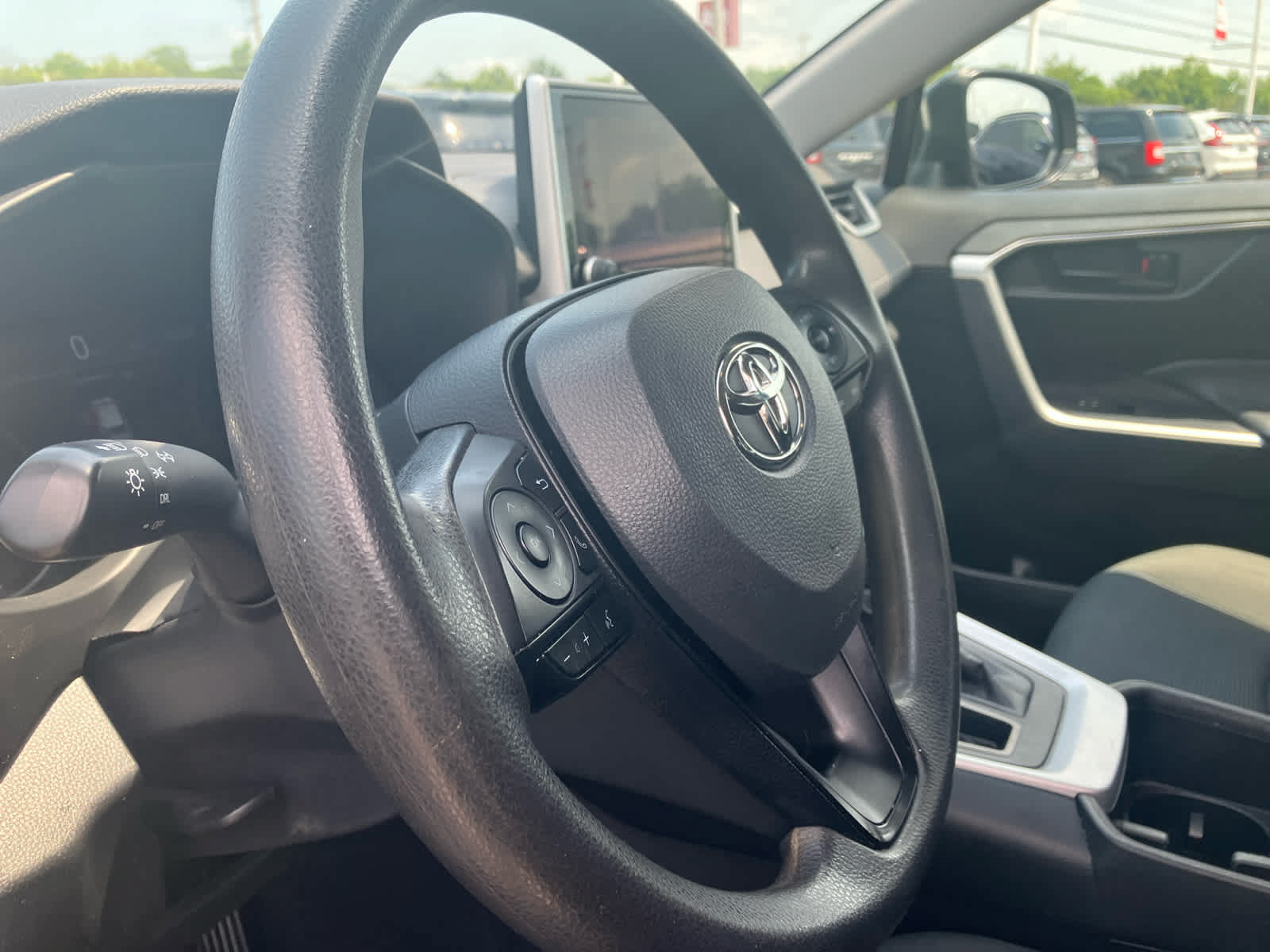 Certified 2023 Toyota RAV4 LE AWD/4WD image 11