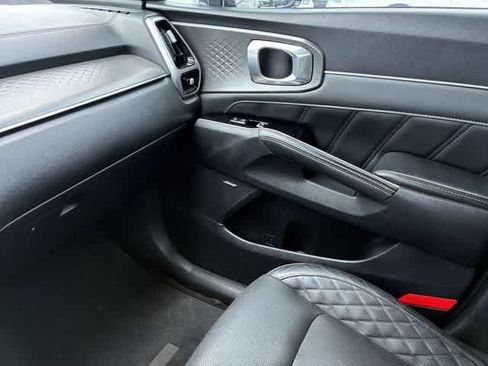 Used 2021 Kia Sorento SX FWD image 33