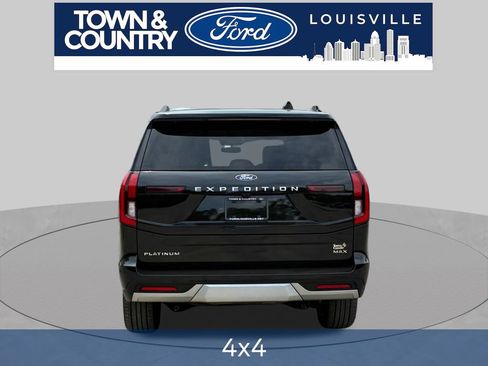 Used 2025 Ford Expedition Max Platinum w/ Driver's Package AWD/4WD image 4