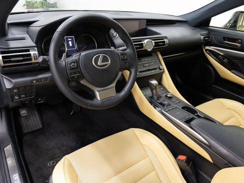 Used 2019 Lexus RC 300 image 6