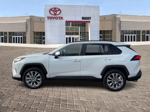 Certified 2025 Toyota RAV4 XLE Premium image 4