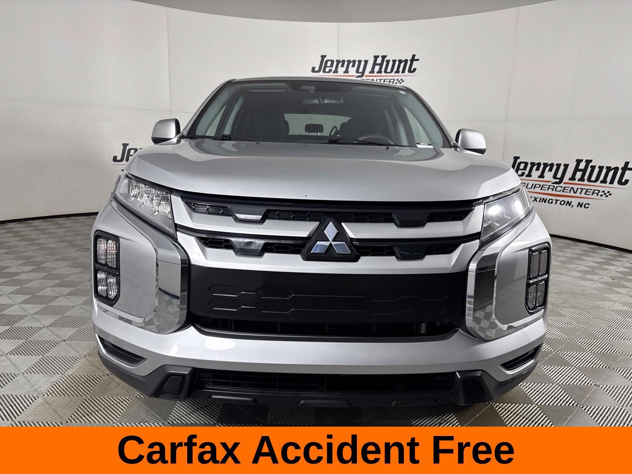 Used 2025 Mitsubishi Outlander Sport ES AWD/4WD image 3