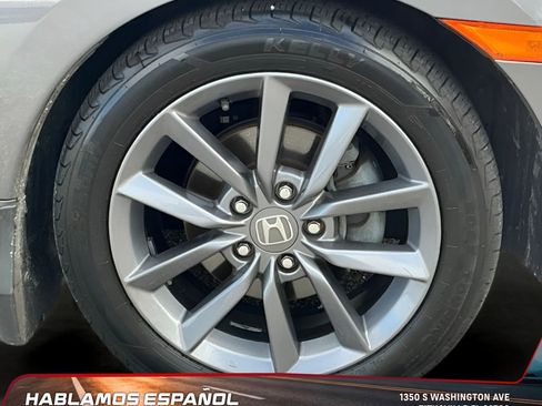 Used 2019 Honda Civic EX image 16