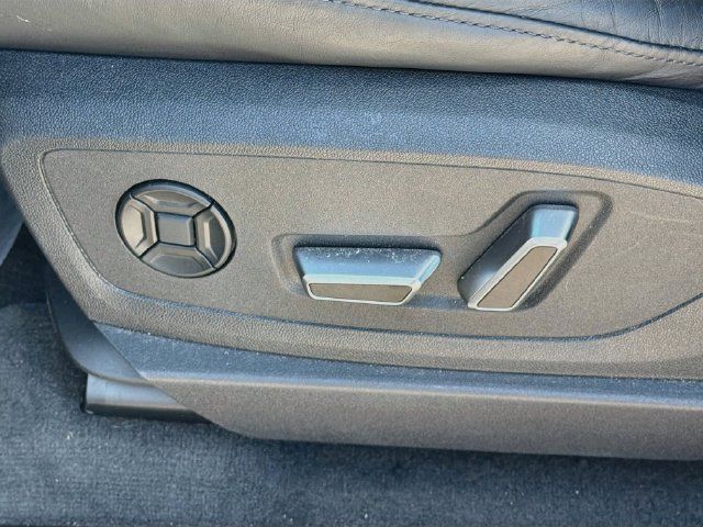 Used 2024 Audi SQ8 e-tron Premium Plus AWD/4WD image 24