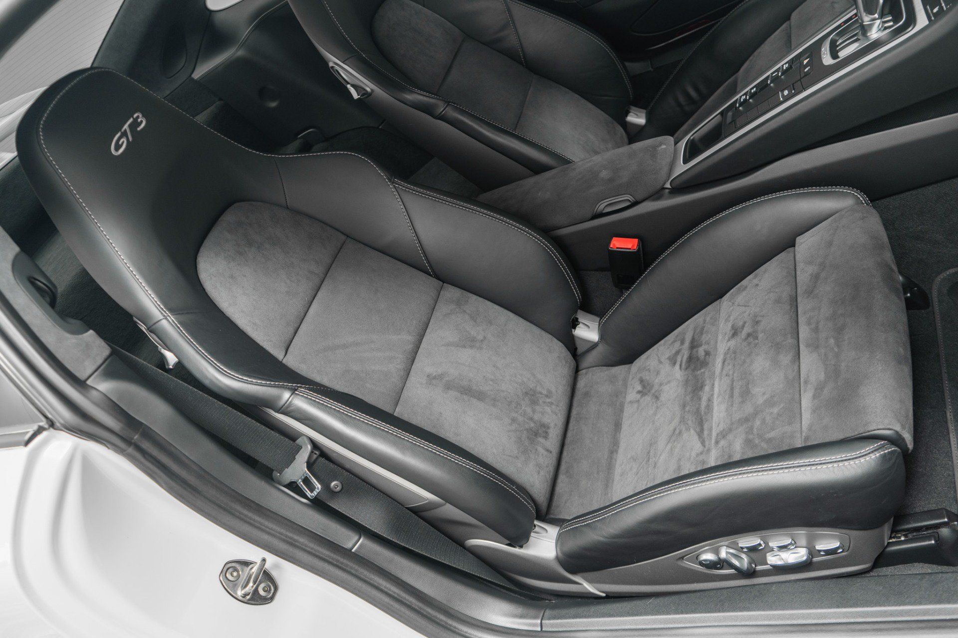 Used 2014 Porsche 911 GT3 RWD image 25