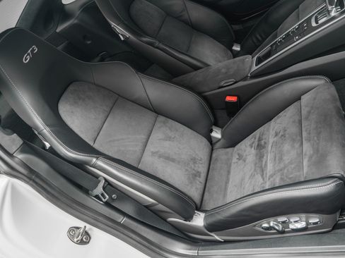 Used 2014 Porsche 911 GT3 RWD image 25
