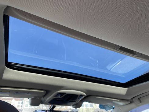 Used 2022 Subaru Outback Touring image 35