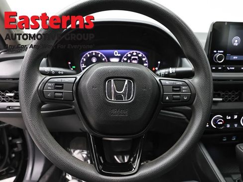 Used 2025 Honda Accord SE image 10