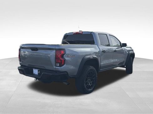 Used 2023 Chevrolet Colorado Trail Boss AWD/4WD image 3