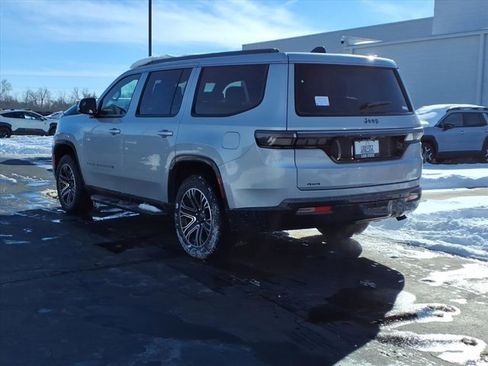 New 2026 Jeep Grand Wagoneer image 4
