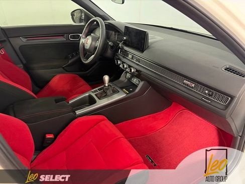 Used 2025 Honda Civic Type R image 12