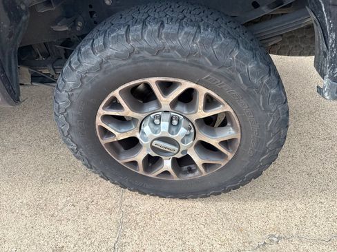 Used 2021 Ford F350 Lariat w/ Lariat Ultimate Package AWD/4WD image 10