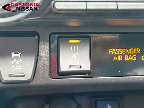 Used 2022 Toyota RAV4 XSE w/ XSE Grade Weather Package image 27