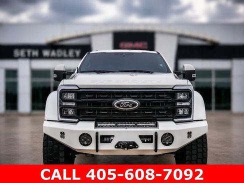 Used 2023 Ford F550 4x4 Crew Cab Super Duty image 2