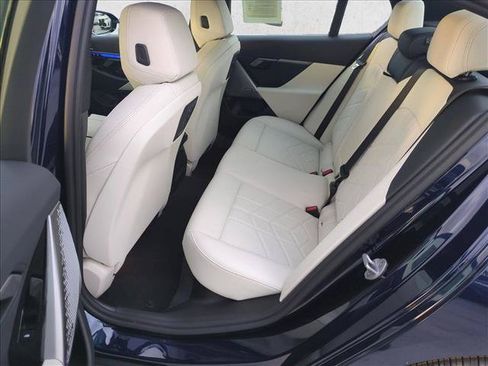Certified 2026 BMW i5 eDrive40 RWD image 20