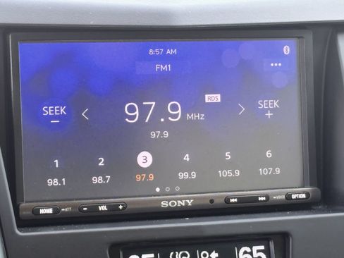 Used 2010 Cadillac SRX Luxury FWD image 15