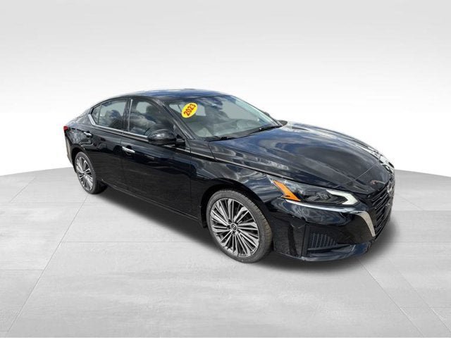 Used 2023 Nissan Altima 2.5 SL AWD/4WD image 3